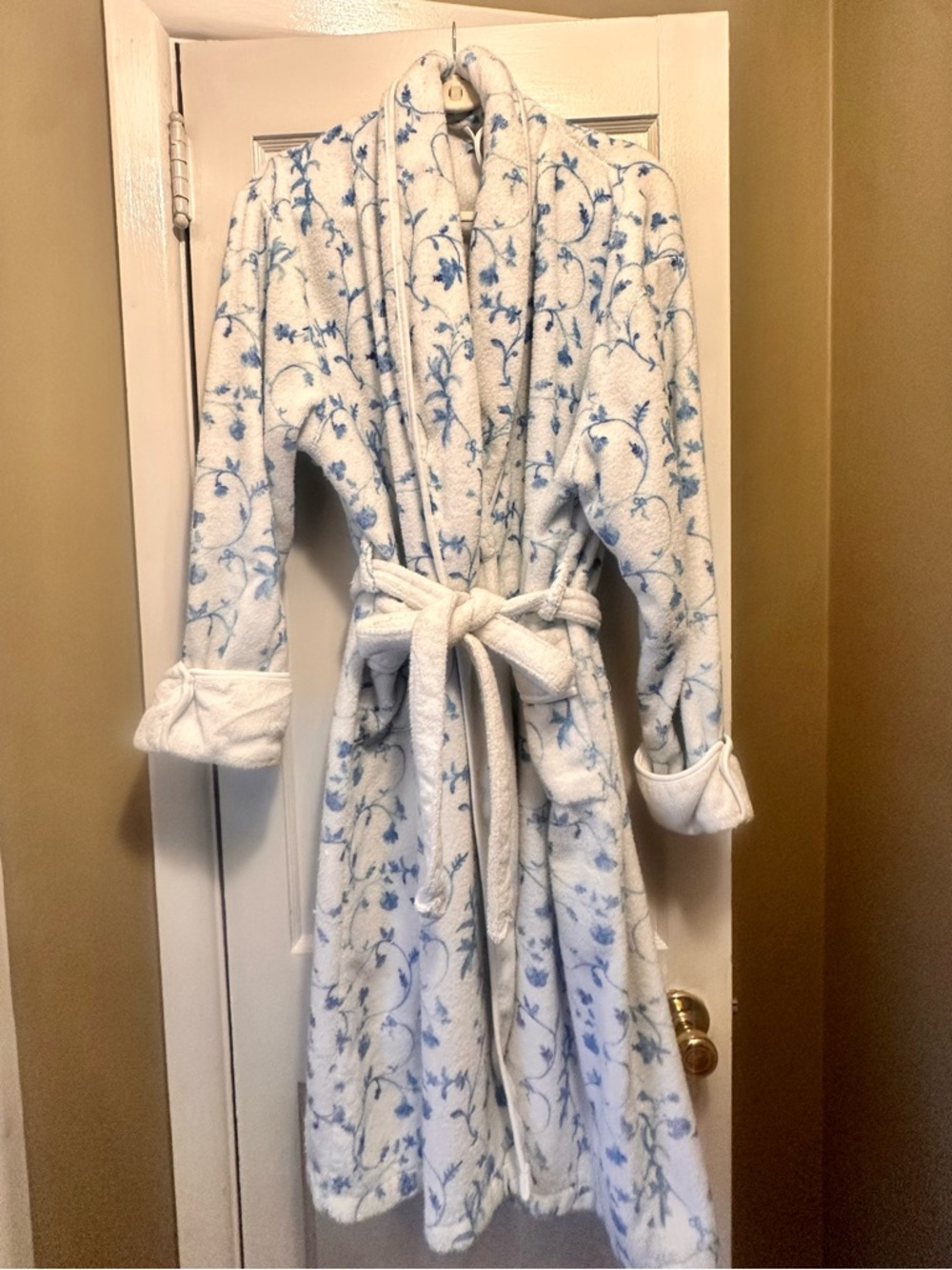 The Hotel Robe - Blue Botanical - SZ L/XL - New without tags - Washed & worn 1x